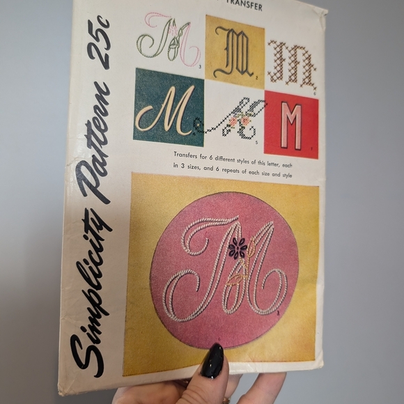 Simplicity Embroidery Transfer Pattern 4040M - Picture 2 of 6